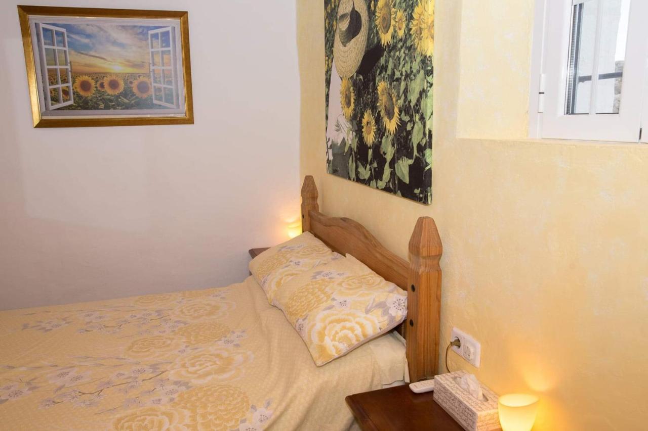 Los Giles Bed And Breakfast Almeria Bagian luar foto