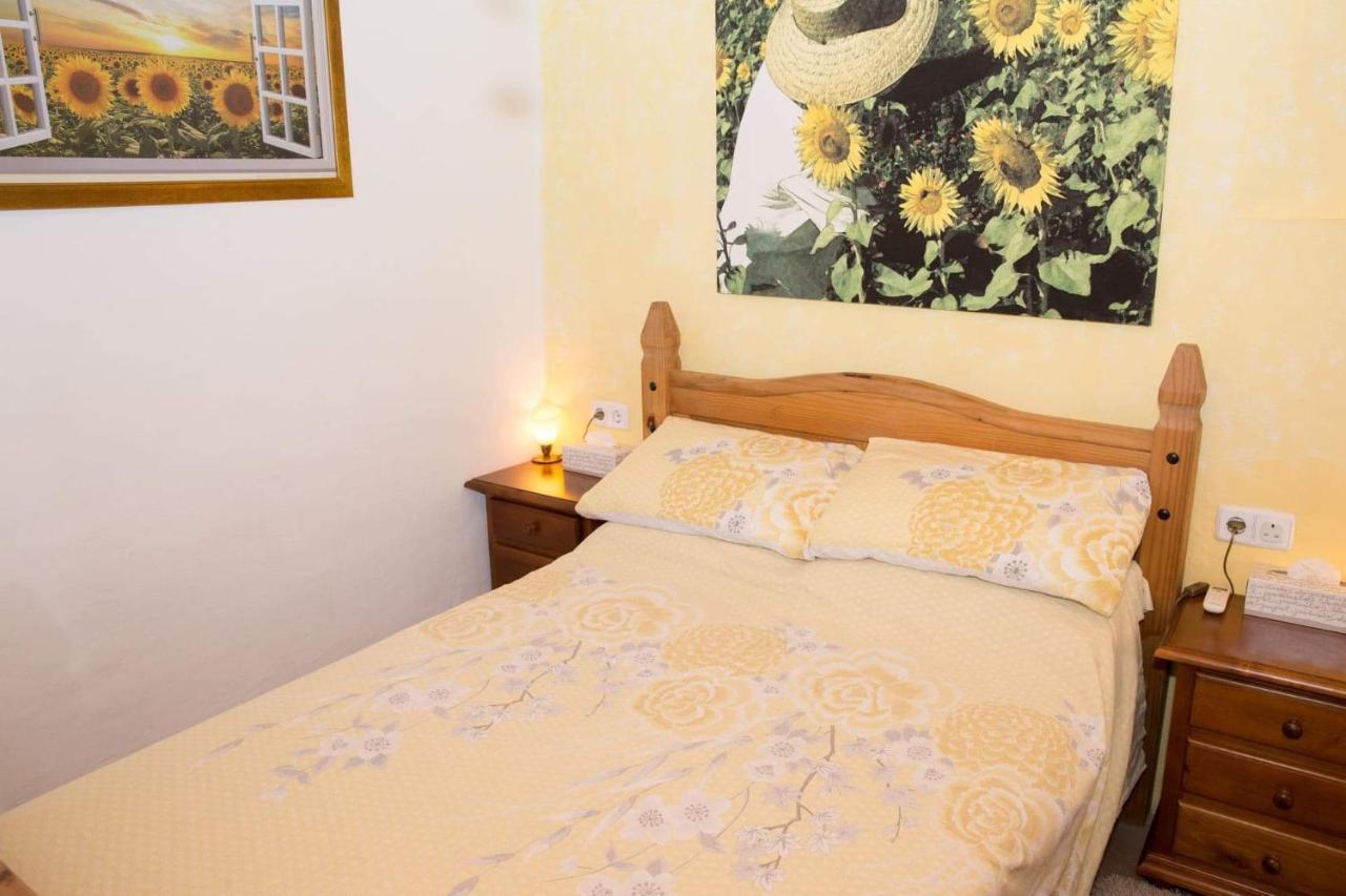 Los Giles Bed And Breakfast Almeria Bagian luar foto